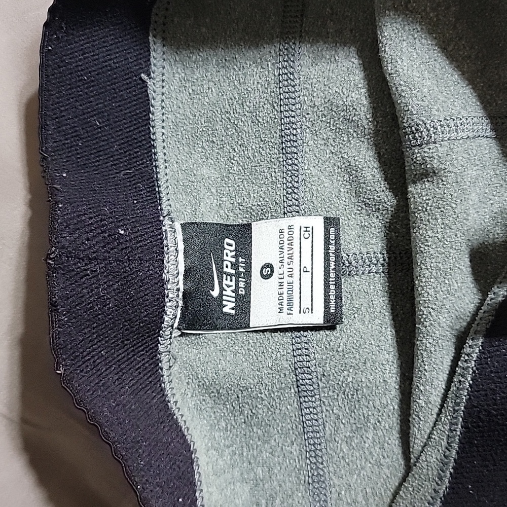 Nike workout bundle - Picture 3 of 16